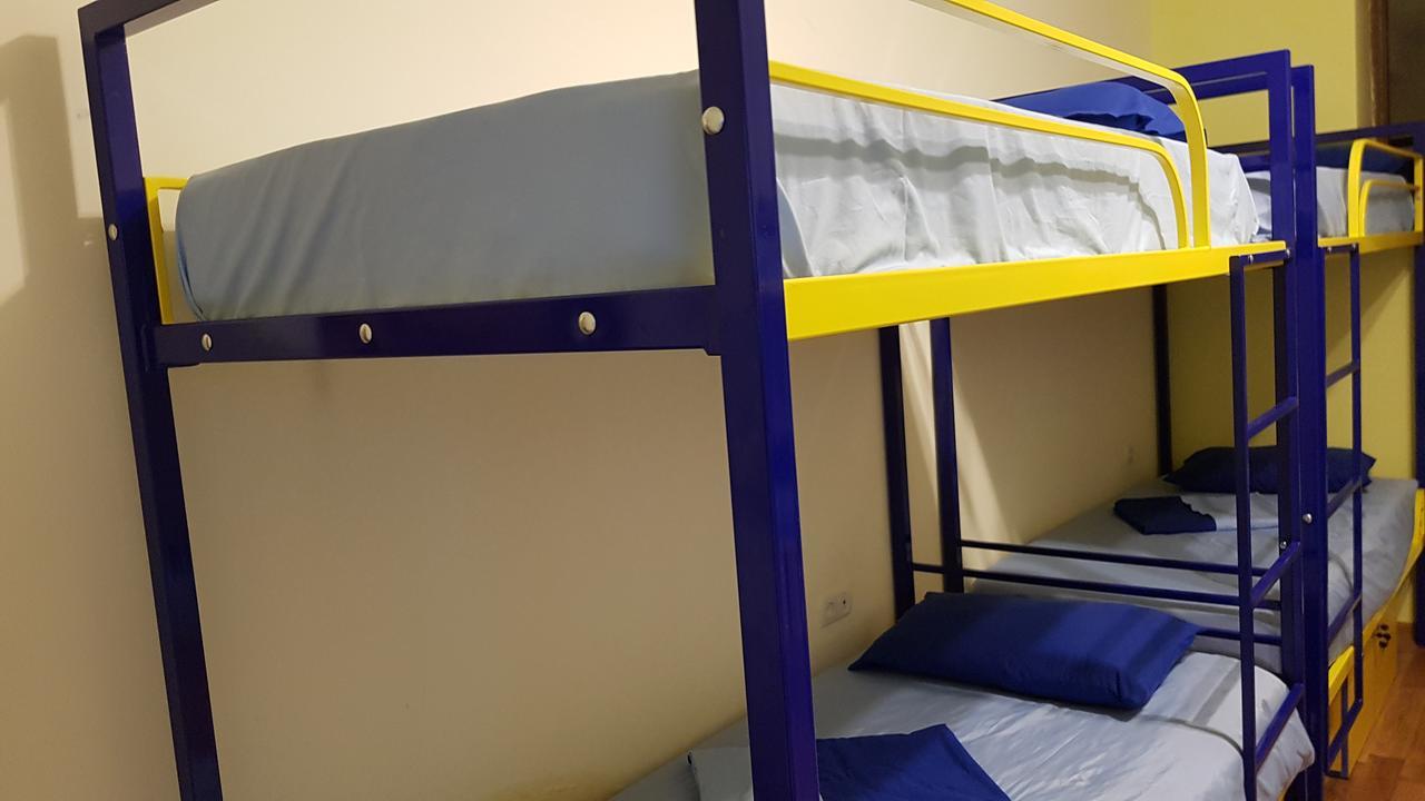 Shat Lav Hostel Єреван Екстер'єр фото