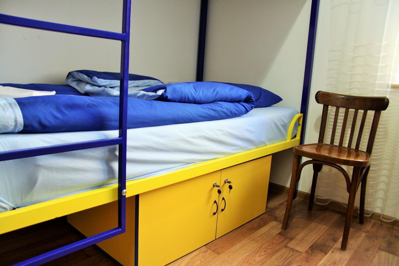 Shat Lav Hostel Єреван Екстер'єр фото