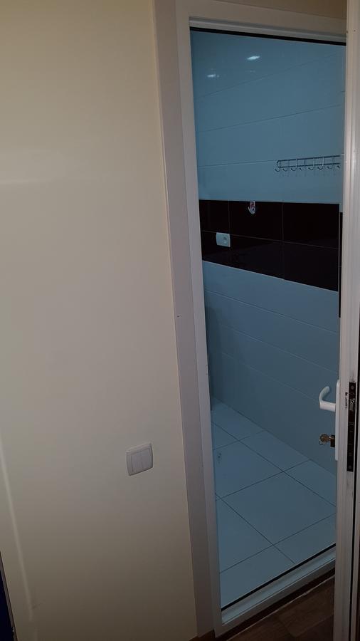 Shat Lav Hostel Єреван Екстер'єр фото