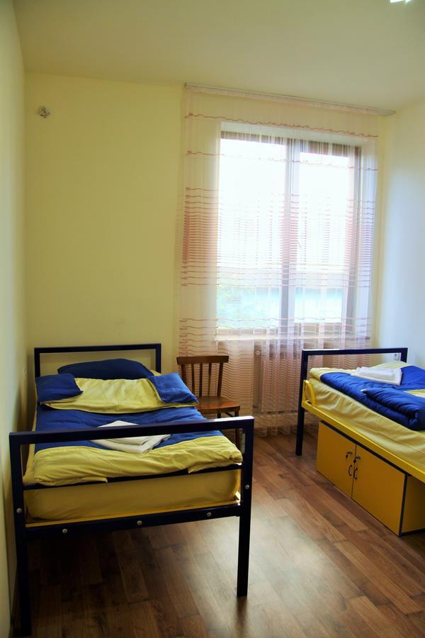 Shat Lav Hostel Єреван Екстер'єр фото